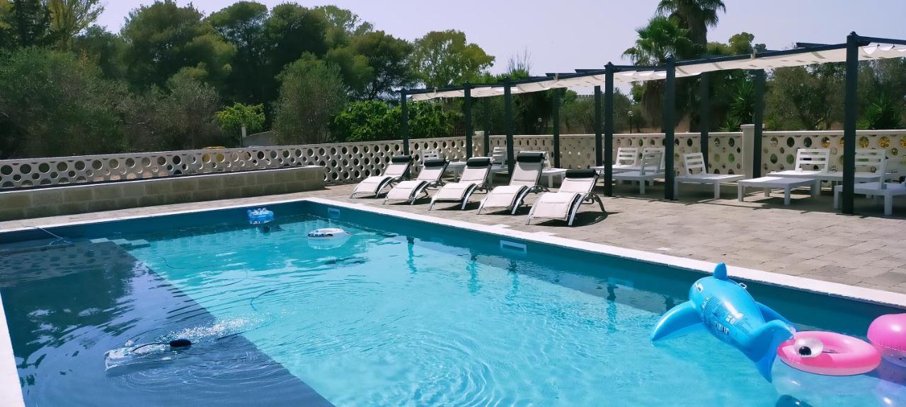 Agriturismo "Terra D'Ulivi" Порто Чезарео Екстериор снимка