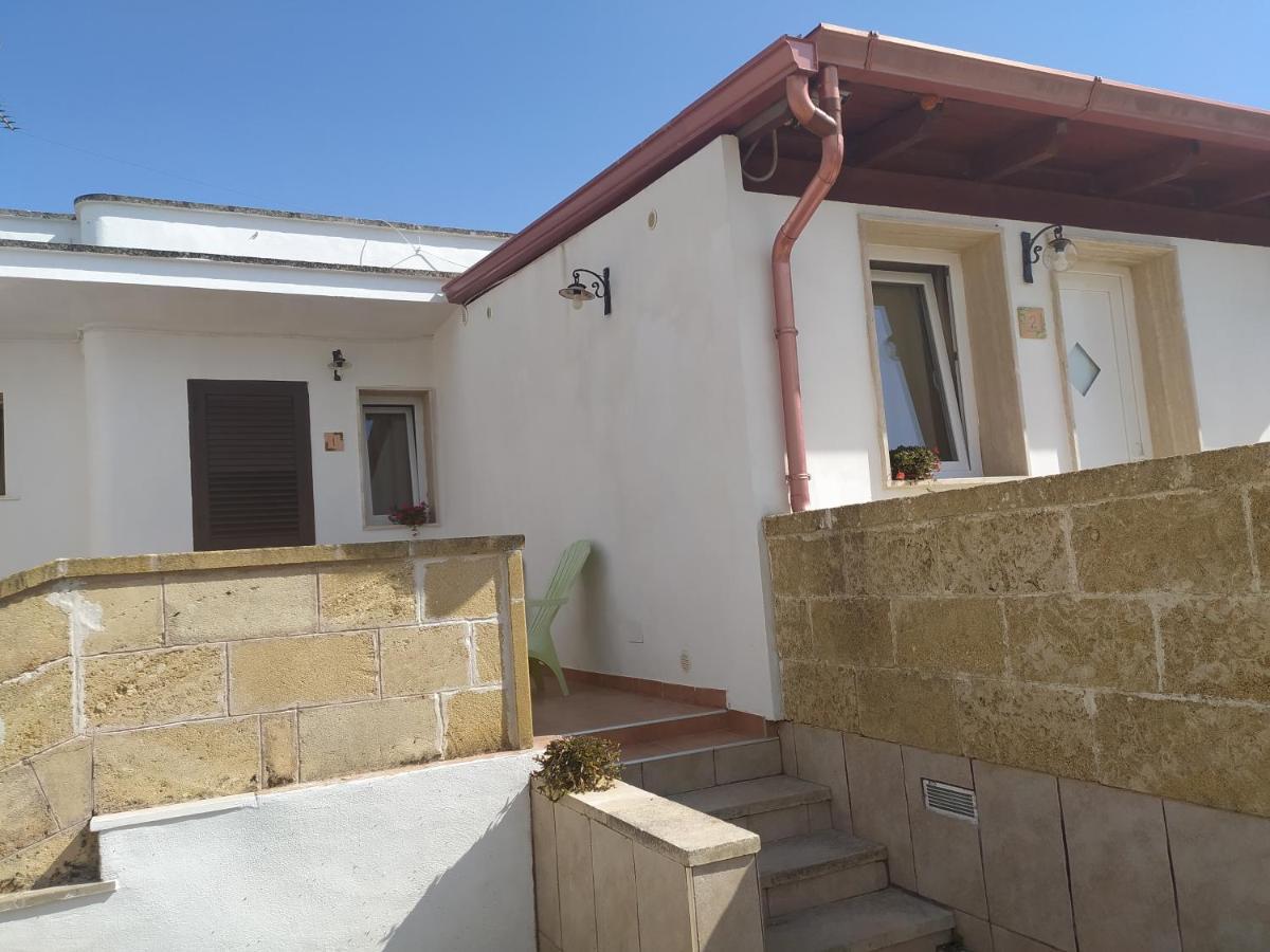 Agriturismo "Terra D'Ulivi" Порто Чезарео Екстериор снимка