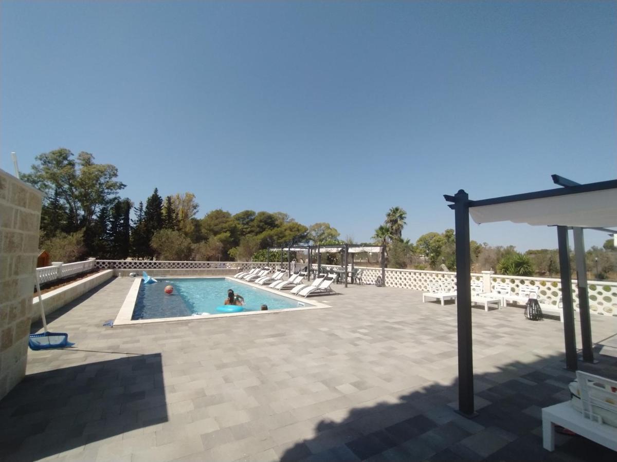 Agriturismo "Terra D'Ulivi" Порто Чезарео Екстериор снимка