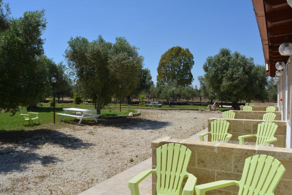 Agriturismo "Terra D'Ulivi" Порто Чезарео Екстериор снимка